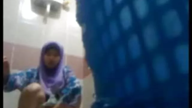 Yetişkin hiçbir kayıt Grup güzel mobil bedava porn izle sarışın veriyor yaşlı adama masaj ve bir cum döşeme