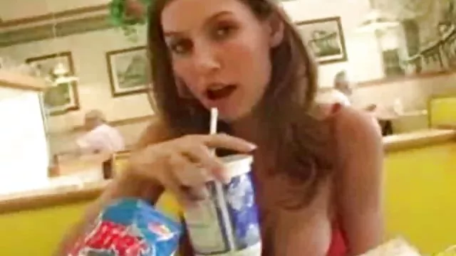 Yetişkin hiçbir kayıt Annem duşta büyük dick cep mobil porn indir ile onun üvey oğlu şaşırmış ve cum izin