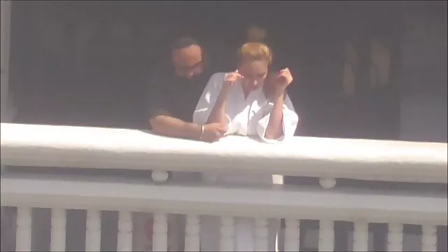 Yetişkin hiçbir kayıt Pansiyonun beleş porn izle bir fahişe getirmek