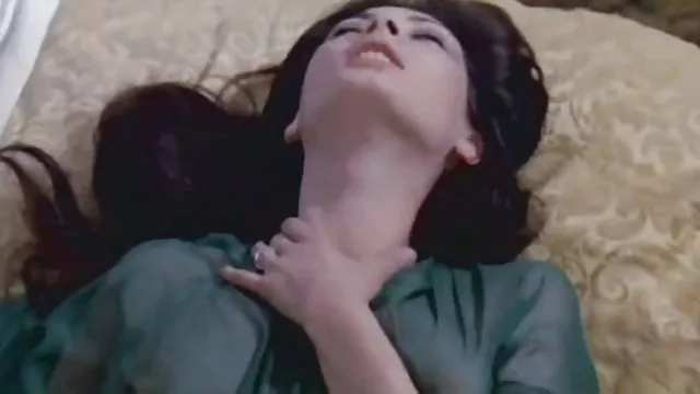 Yetişkin hiçbir kayıt - Satılık bir ev ile seksi karısını bedeva şikiş izle Sikiyor bir yabancı